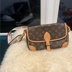 Louis Vuitton Monogram Canvas Crossbody Bag